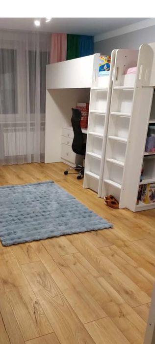 Łóżko pietrowe białe