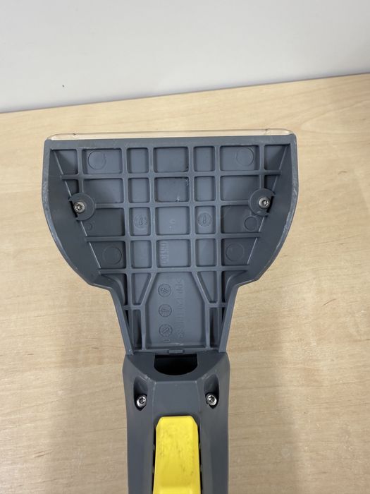 Saawka tapicerki rękojeść odkurzacza Karcher Puzzi 8/1 10/1 bez zaworu