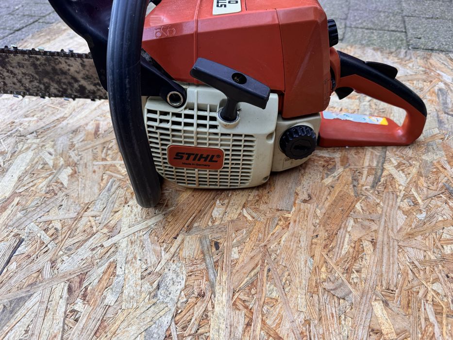 Pila spalinowa stihl