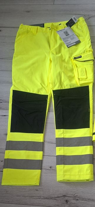 Kurtka i spodnie typu softshell Parksaide 52/54