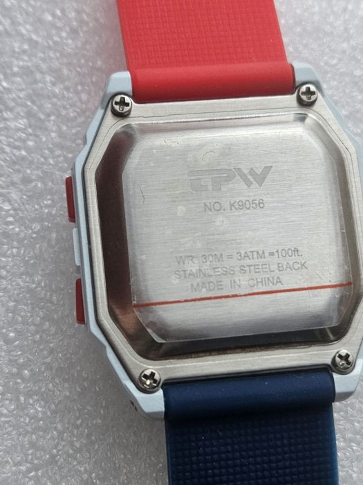 Zegarek elektroniczny TPW K9056 LCD sportowy 36 mm czerwono-granatowy NOWY