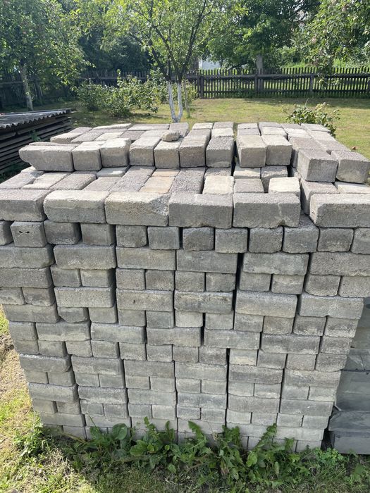 Продам бруківку, бій бруківки.