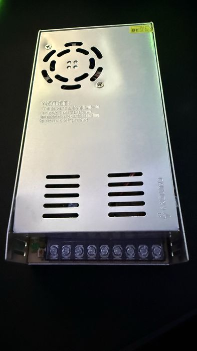 Dwa zasilacze 24V 400W 16A