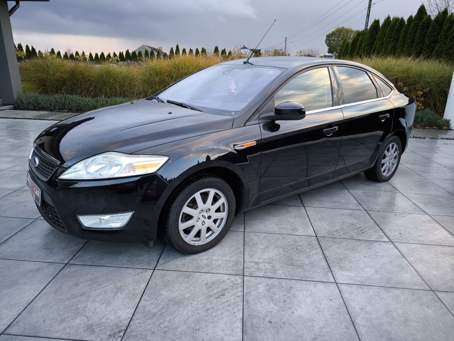Ford Mondeo bdb stan benzyna 1.6