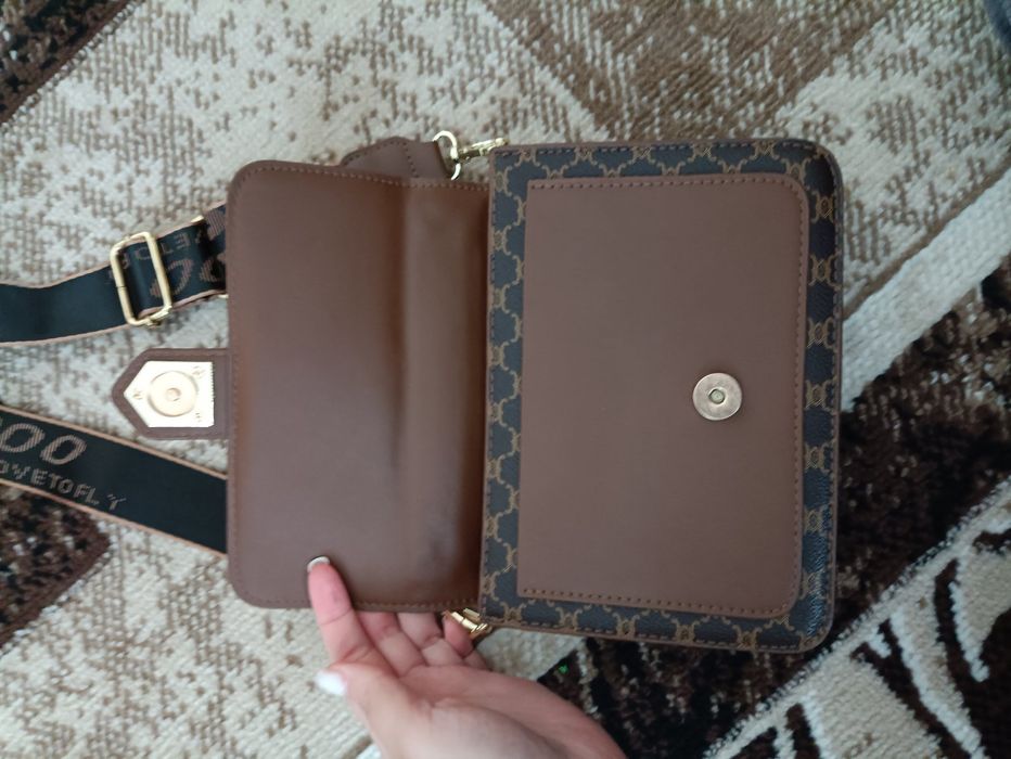 Сумка жіноча через плече