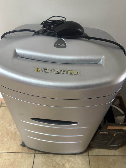 Niezczarka tarnator c8