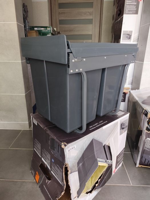 Segregator  kosz  pojemnik wysuwany