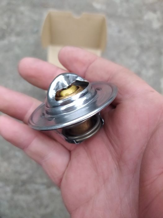 Термостат на Passat b6