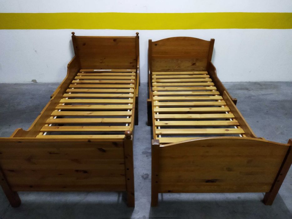 Cama Extensívei em Pinho com Estrado De Madeira e Colchão Lusocolchão