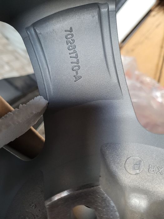 Felgi aluminiowe 17 5x115 et40 grafitowe