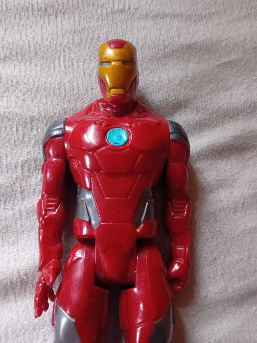 Figurka Iron Man . Hasbro