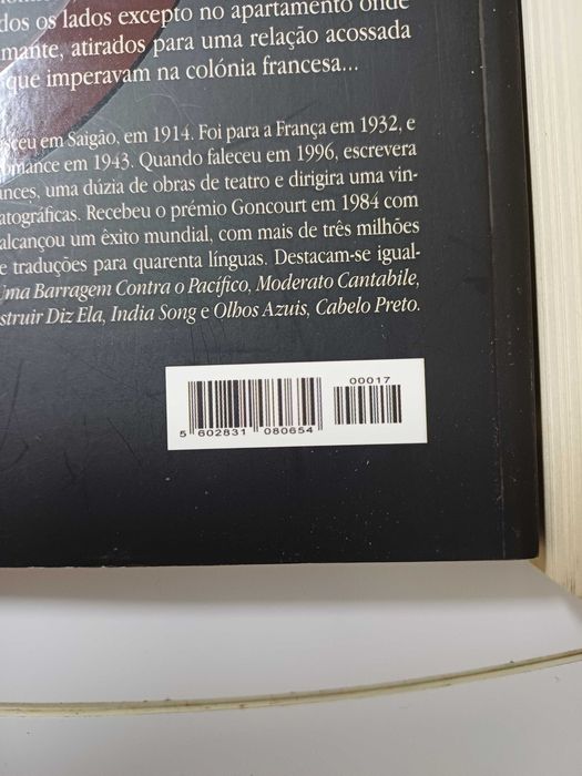 Lote de livros 5 unidades3