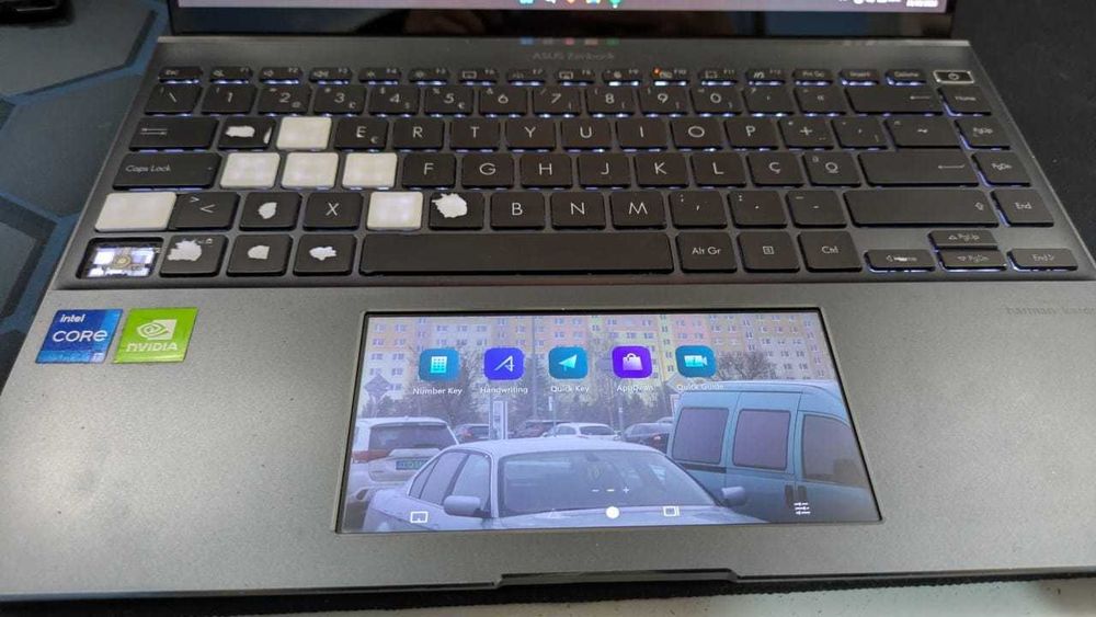 Asus Zenbook 14X OLED (sem caixa)