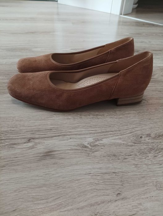 Czółenka Pantofle francuskie Artika rozmiar 41 jak nowe!!