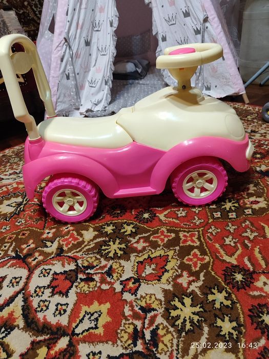 Машина - толокар