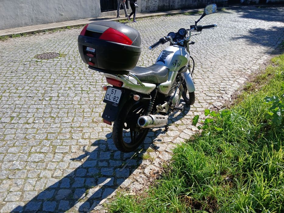 Yamanha 125 cc ano 2006