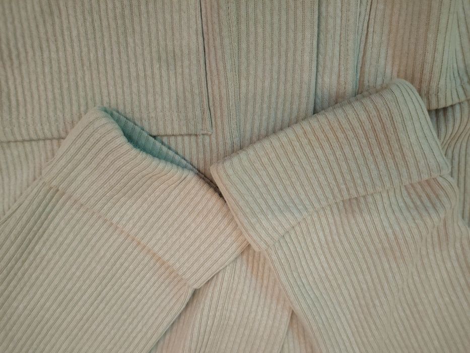 Dlugi kardigan damski koloru oliwowego, bardzo fajne wykonanie i materiał, Polecam, Reserved