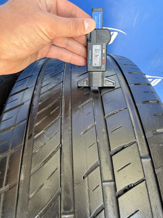 Goauto комплект шин 275 55 r20 22 рік 4-5мм в чудовому стані квітуча