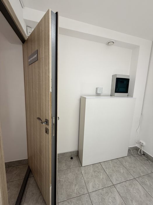 Продаж комерційного приміщення з ремонтом, 80 м², по вул. Одеська