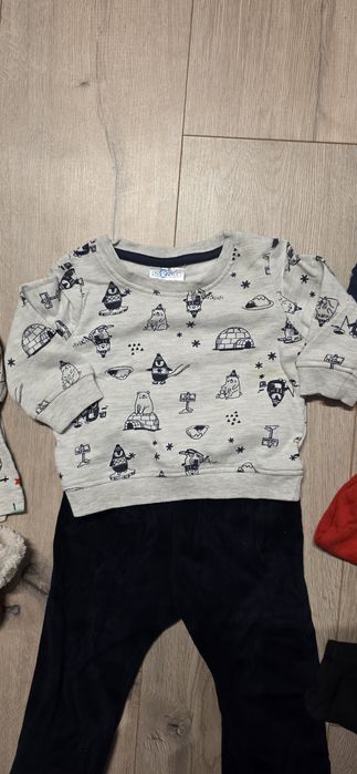 Świąteczne ubranka dla chłopca rozmiar 68 5.10.15