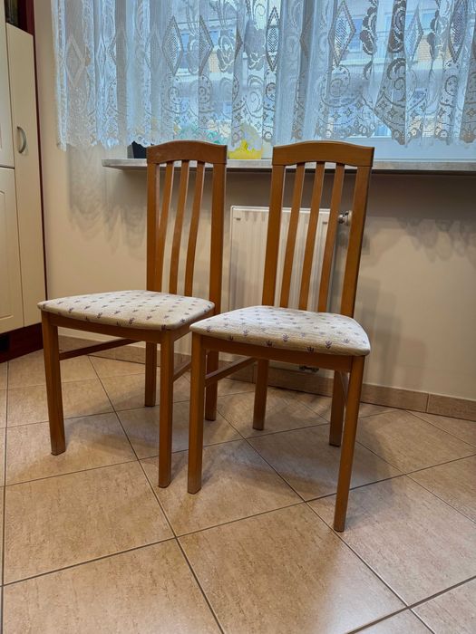 Krzesła Drewniane Tapicerowane 4SZT. Stan Dobry + GRATIS
