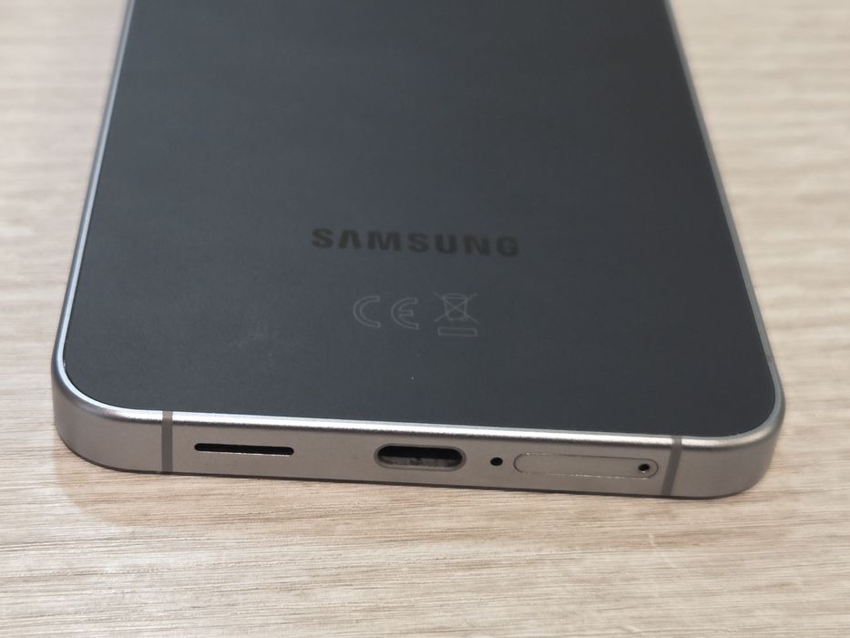 Samsung Galaxy S25FE  8/128