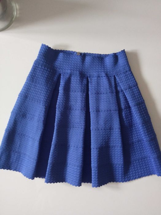 Nowa Damska spódnica wytłaczana r M