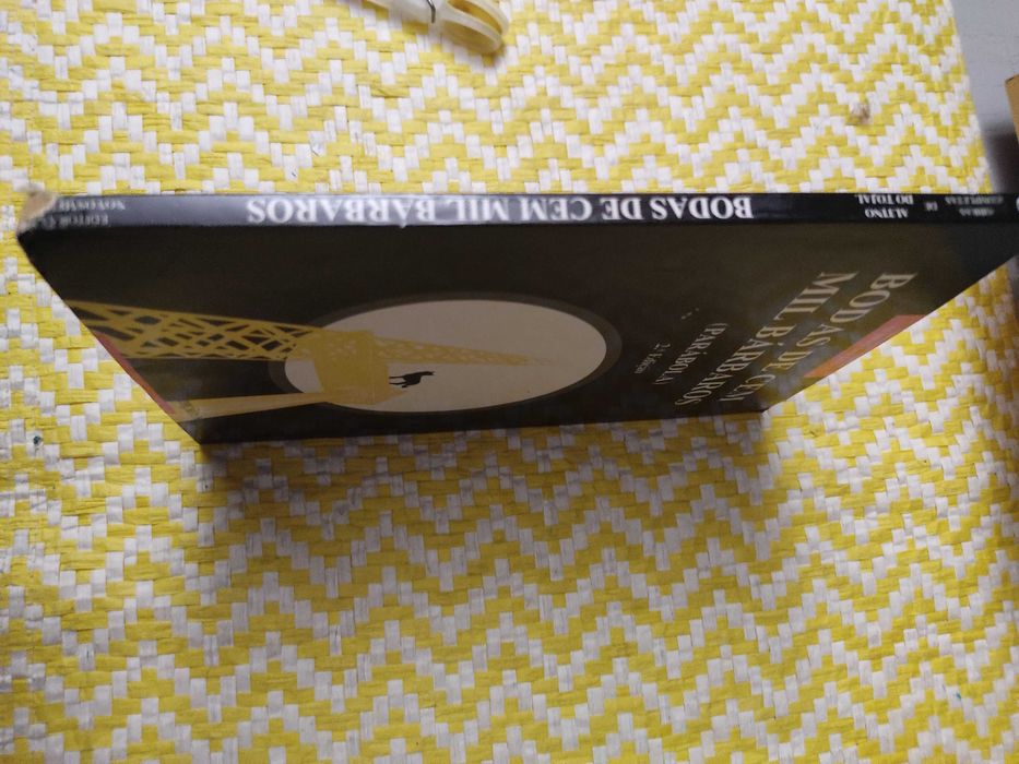 Bodas de cem mil bárbaros – 
Altino do Tojal