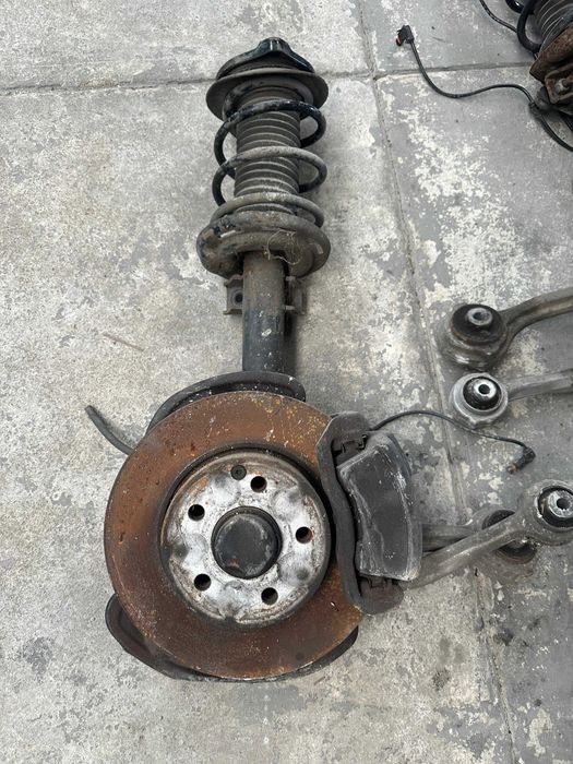 Manga Eixo E Suspensão Completa Mercedes-Benz W204 (8200198016)