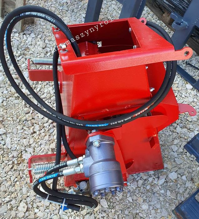 Kosz podajnik hydrauliczny do rębaka cyklon 130 hydraulika DOWÓZ