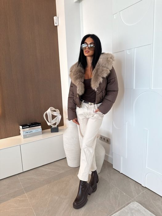 Kurtka pikowana z futerkiem czekoladowa jesień Varlesca chicaca S L