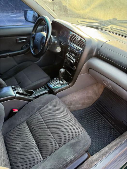 Subaru Outback 2.5 газ/бенз на автоматі