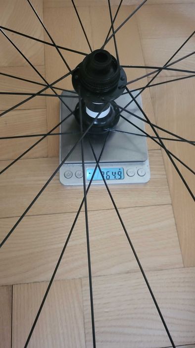 Kola DT Swiss R460 350s 28cali