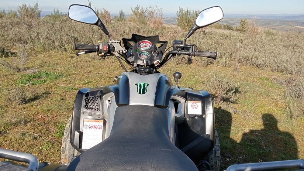 Moto 4 SYM 250 4x2