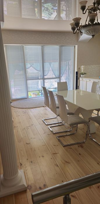 Продам будинок з ремонтом, та сучасними технологіями.