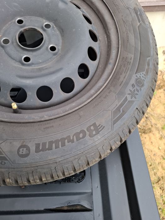 Шини з дисками 195/65/15, VW, Skoda,  5*112