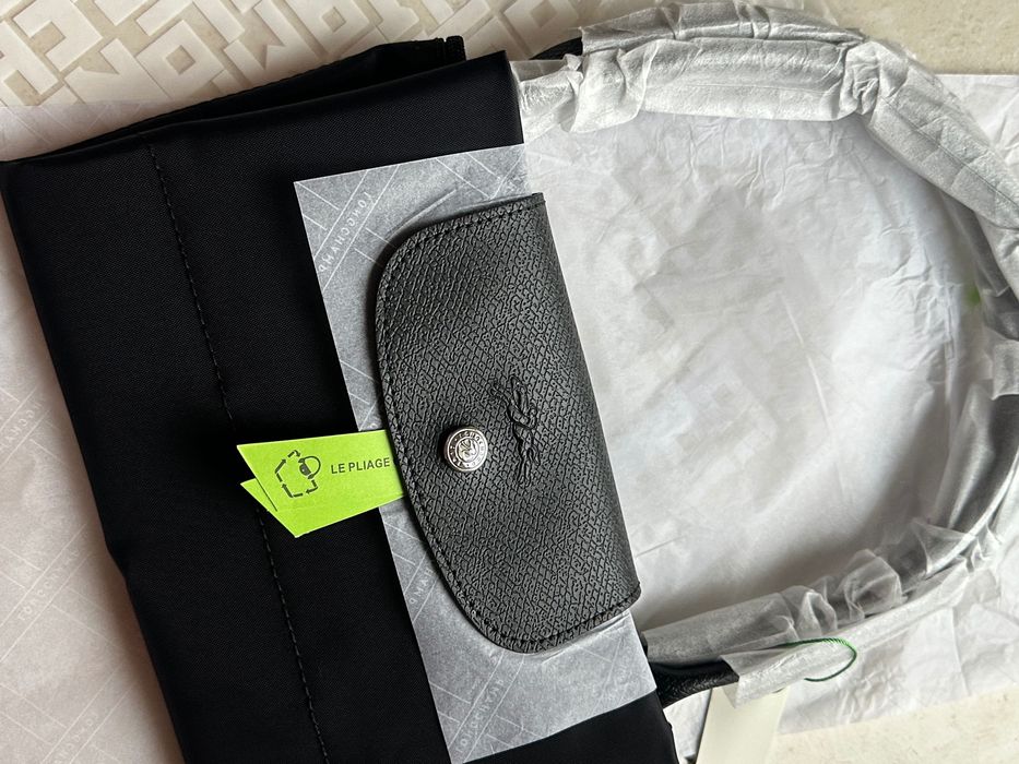 Longchamp Tamanho L várias cores 40€