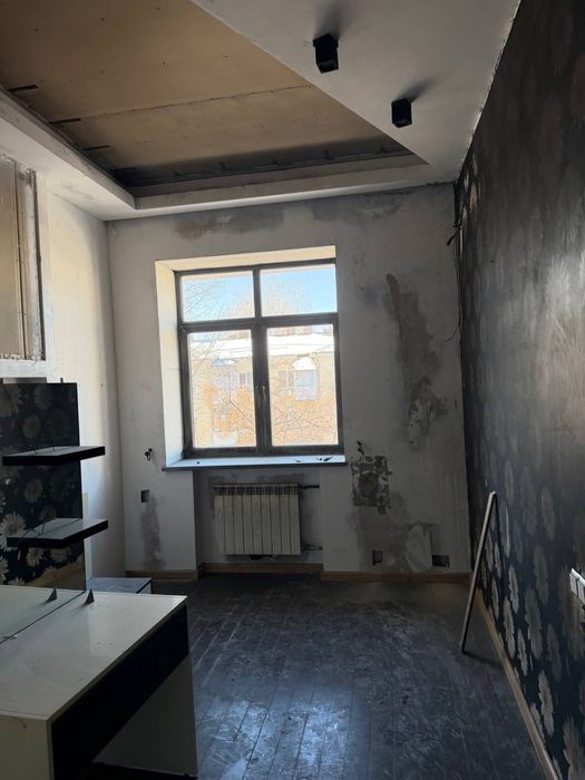 Продаж квартири під ремонт .Торг реальному покупцю