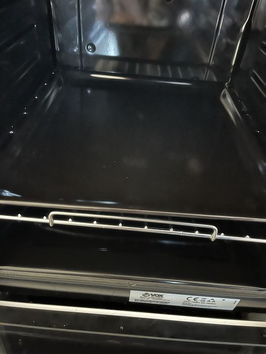Fogão elétrico Vox - como novo. Comprado em Julho de 2025
