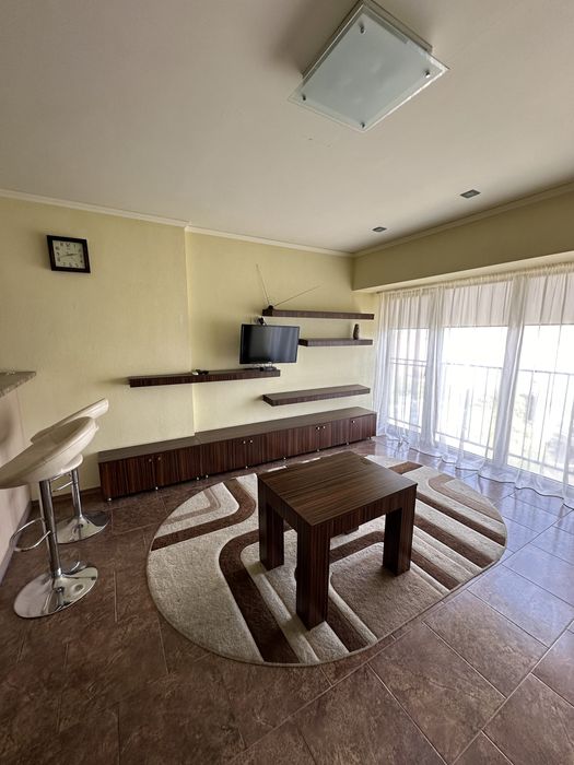 1 к квартира . Жк на пр.Поля