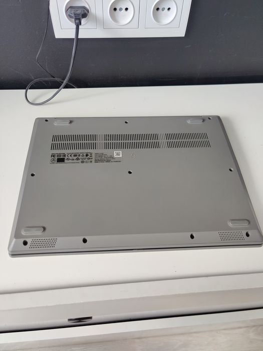 Компактний ноутбук lenovo IdeaPad 3 /i3 10 gen/12 ГБ/SSD 128/14 fullhd