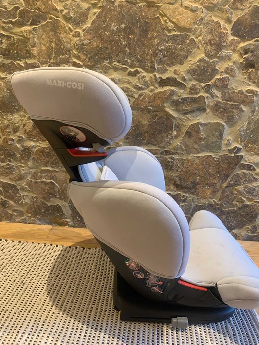 cadeira bébe maxi cosi cinza claro