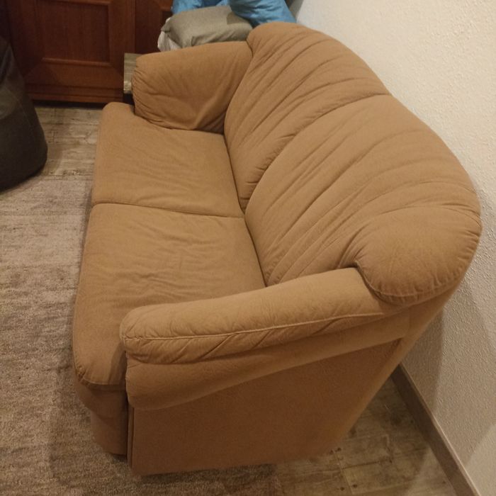 Sofá em pele sem cama