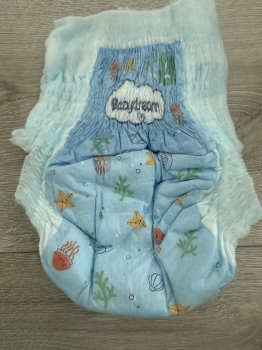 Pieluchy do pływania L Babydream 12-20 kg