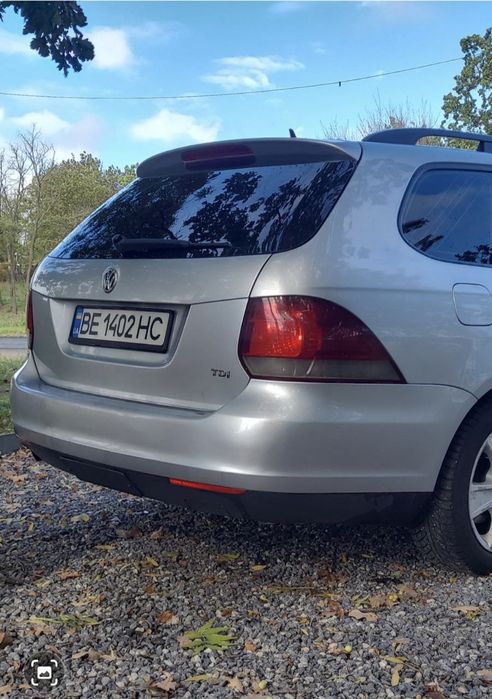 Volkswagen Golf 6 (1.6 дизель )