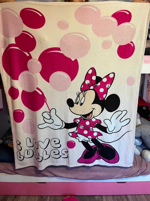 Koc dziecięcy Disney Myszka Minnie Minnie Mouse 145x127 puszysty kocyk