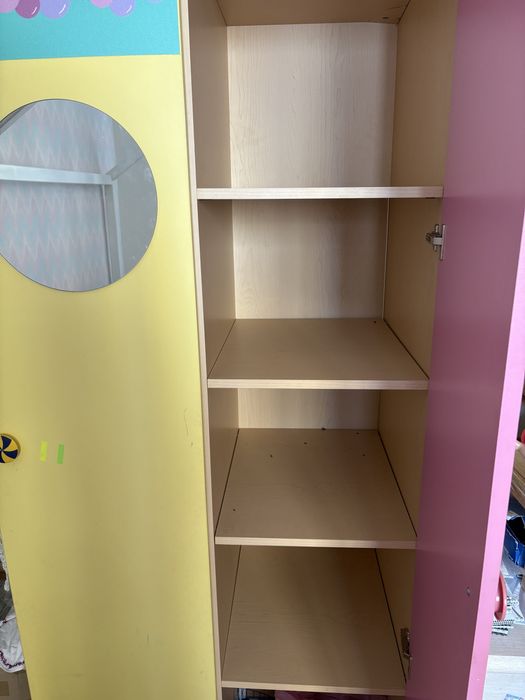 Шафа дитяча потрійна для дівчинки