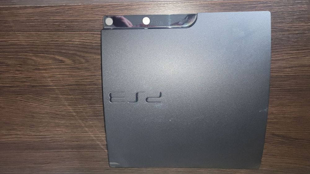 Продам Ps3 рабочую но без джойстика