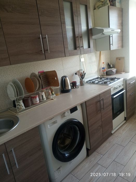 Сдам комнату на  ул. Малиновского (без хозяйки) для 1 девочки