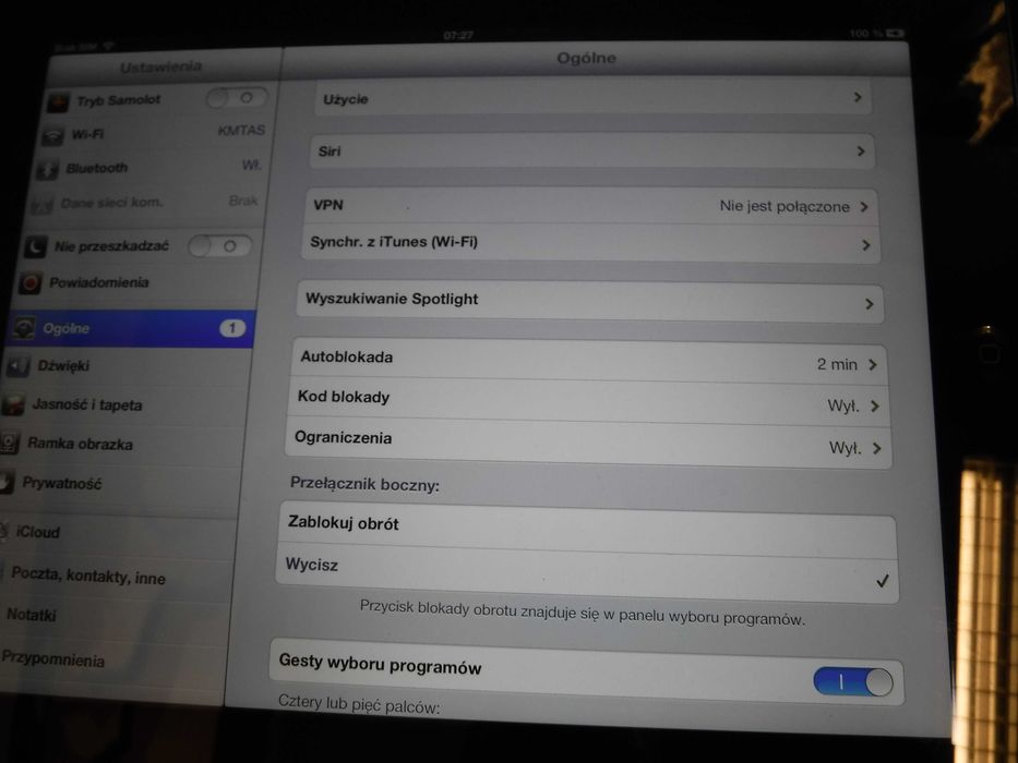 Tablet iPAD Model A1460  Z ETUI